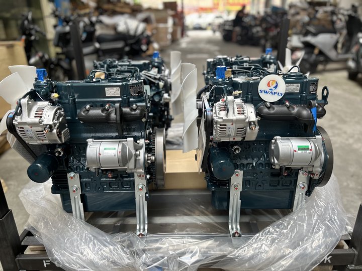 Ang SWALFY MACHINERY CO., LIMITED ay Nag-anunsyo ng Pagpapadala ng Apat na KUBOTA D902 Engine