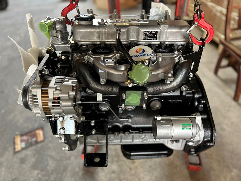 ISUZU C240: Ang engine-standard na forklift engine